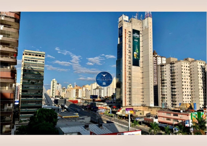 Apartamento à venda com 4 quartos, 223m² - Foto 13