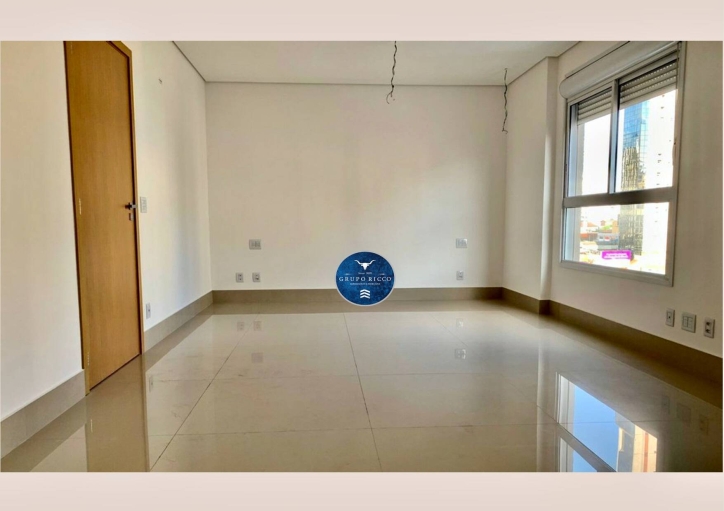 Apartamento à venda com 4 quartos, 223m² - Foto 6