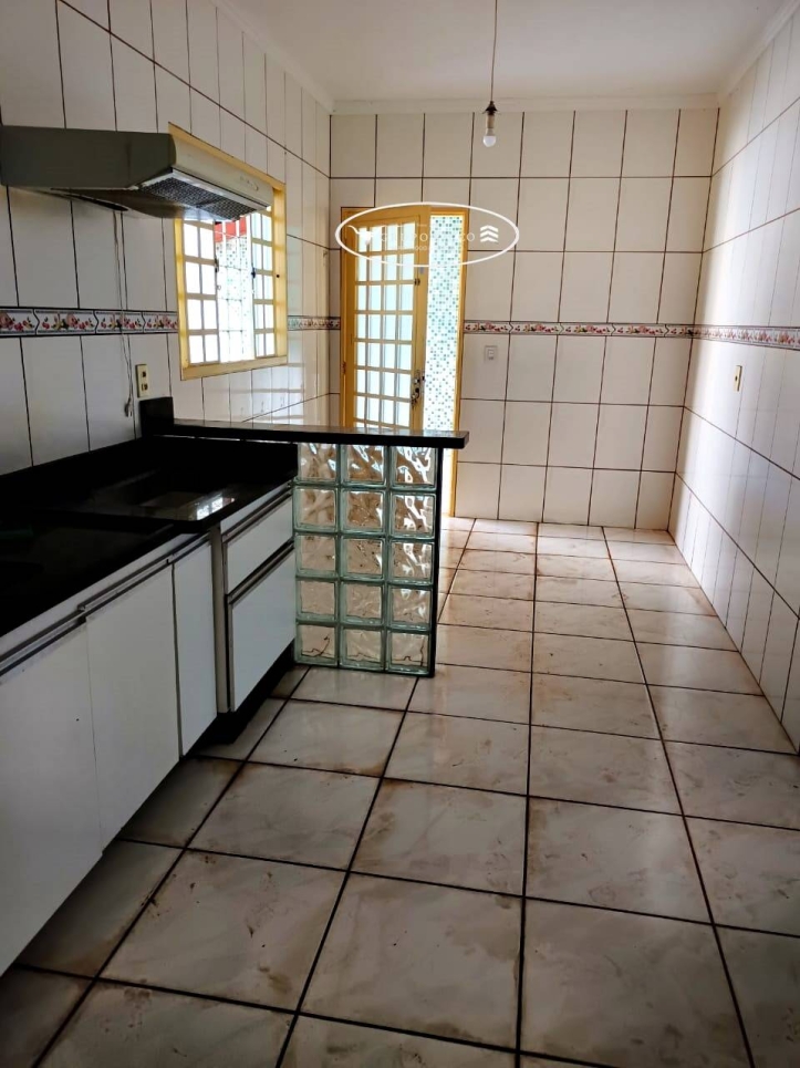 Casa à venda com 2 quartos, 100m² - Foto 6