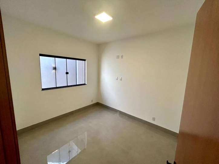 Casa à venda com 3 quartos, 180m² - Foto 6