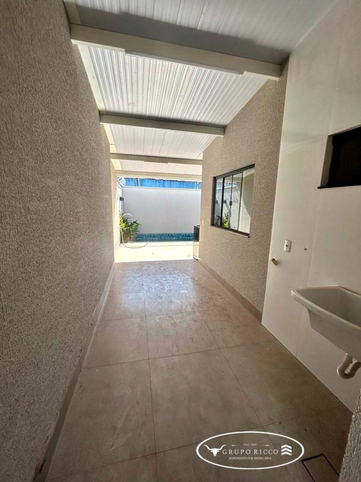 Casa à venda com 3 quartos, 180m² - Foto 11