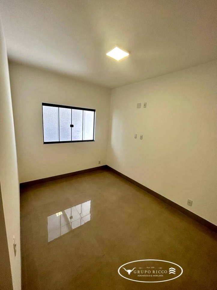 Casa à venda com 3 quartos, 180m² - Foto 7