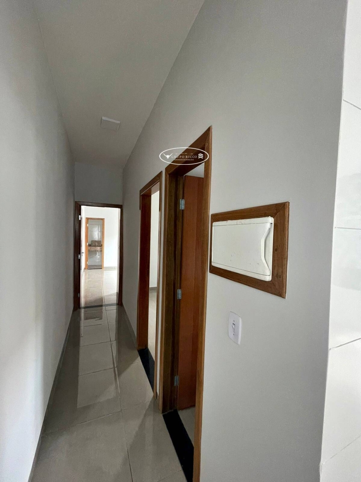 Casa à venda com 3 quartos, 106m² - Foto 5