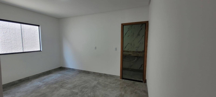 Casa à venda com 3 quartos, 120m² - Foto 4