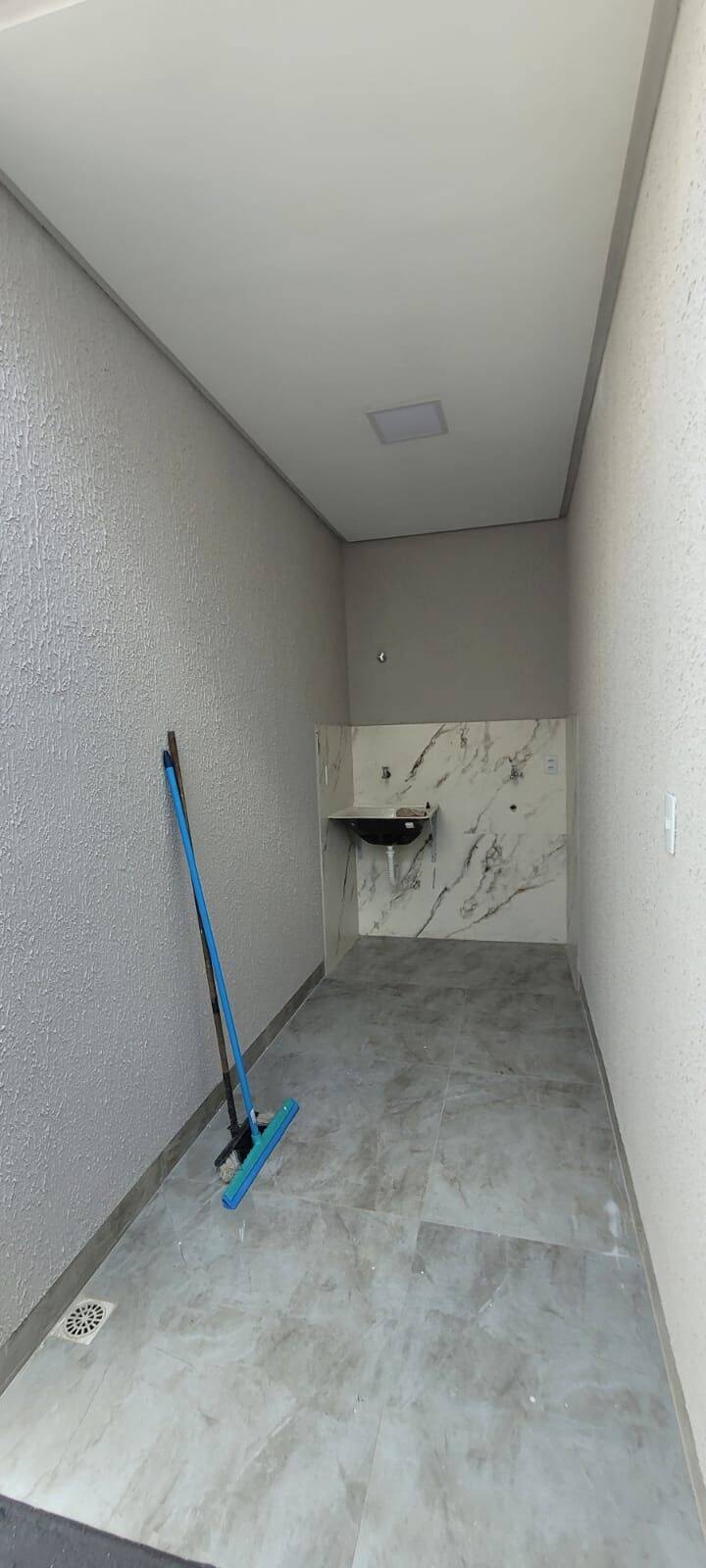 Casa à venda com 3 quartos, 120m² - Foto 11