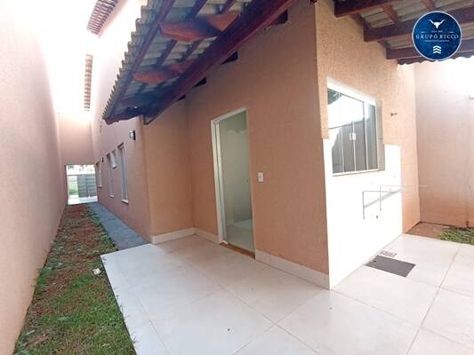 Casa à venda com 3 quartos, 105m² - Foto 9