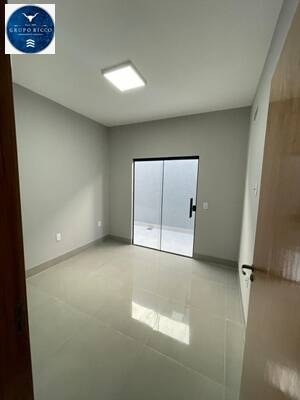 Casa à venda com 2 quartos, 136m² - Foto 3