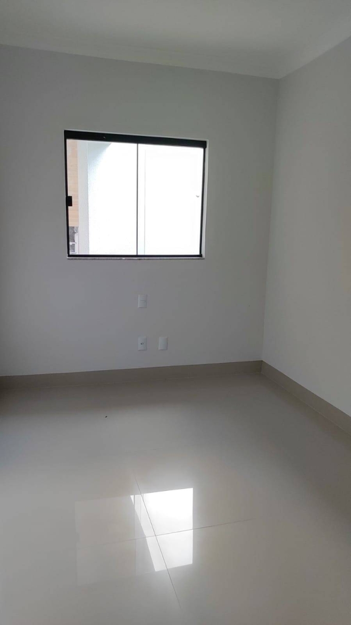 Casa à venda com 3 quartos, 145m² - Foto 3