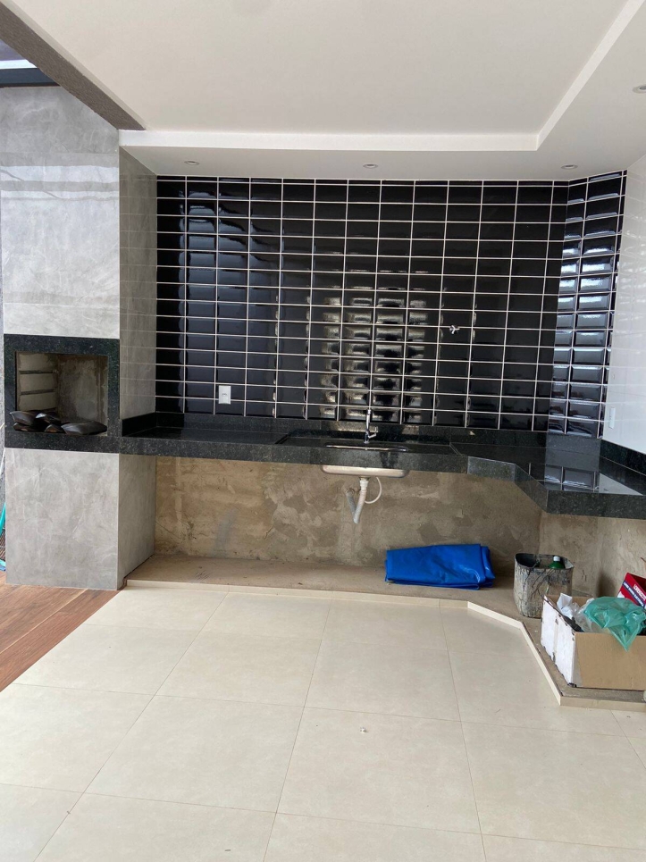 Casa à venda com 5 quartos, 283m² - Foto 14