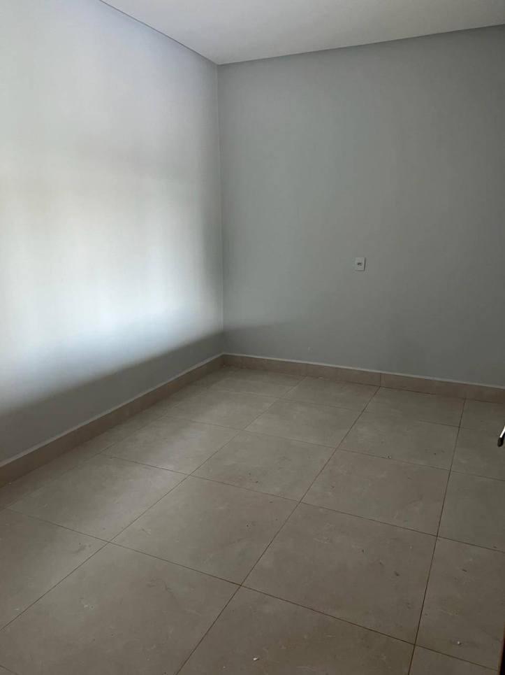 Casa à venda com 3 quartos, 200m² - Foto 7