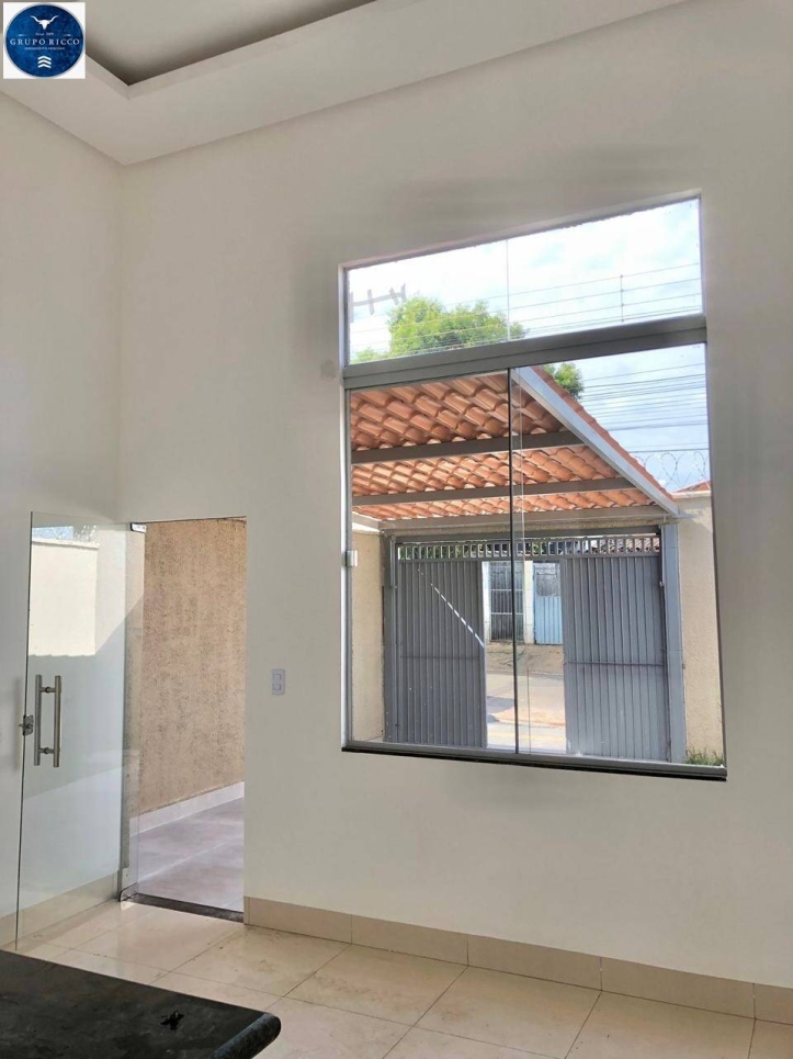 Casa à venda com 2 quartos, 79m² - Foto 5