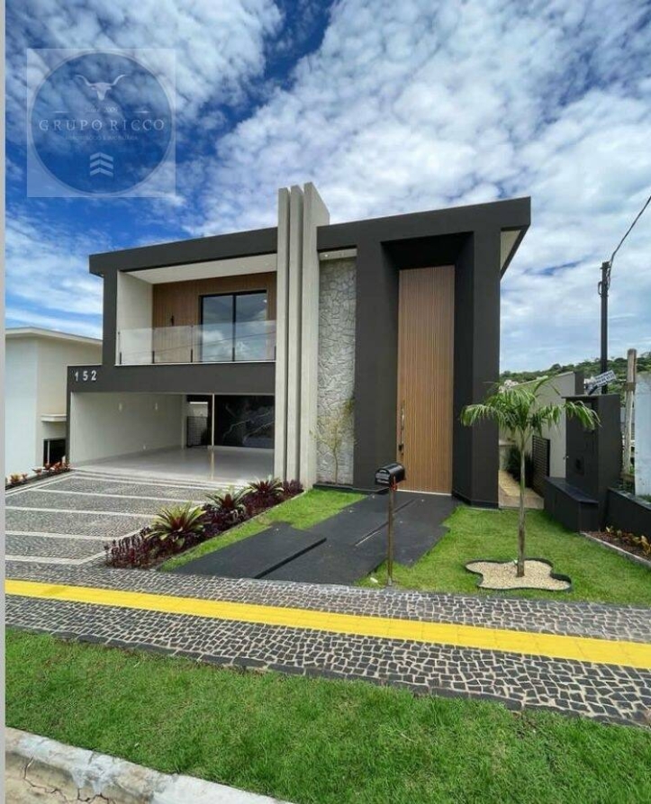 Casa à venda com 4 quartos, 197m² - Foto 1