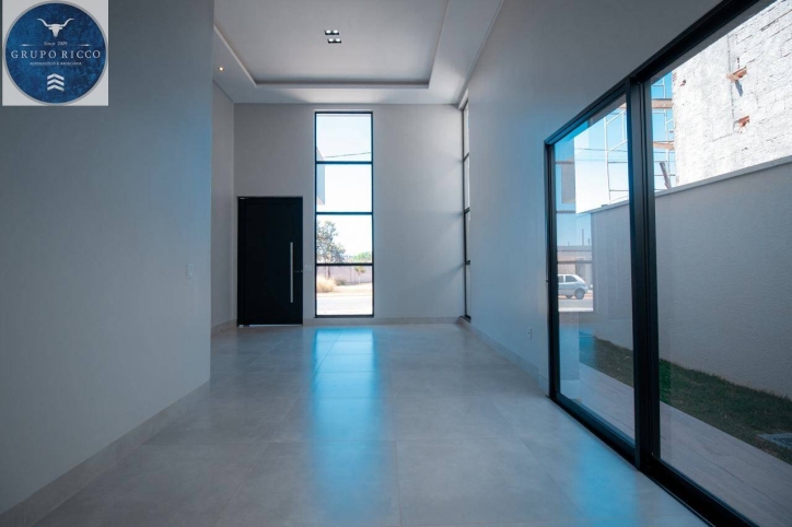 Casa à venda com 3 quartos, 151m² - Foto 4