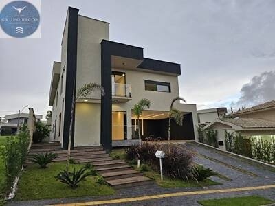 Casa de Condomínio à venda com 4 quartos, 396m² - Foto 1