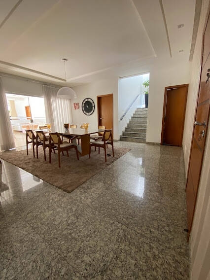 Sobrado à venda com 4 quartos, 380m² - Foto 5