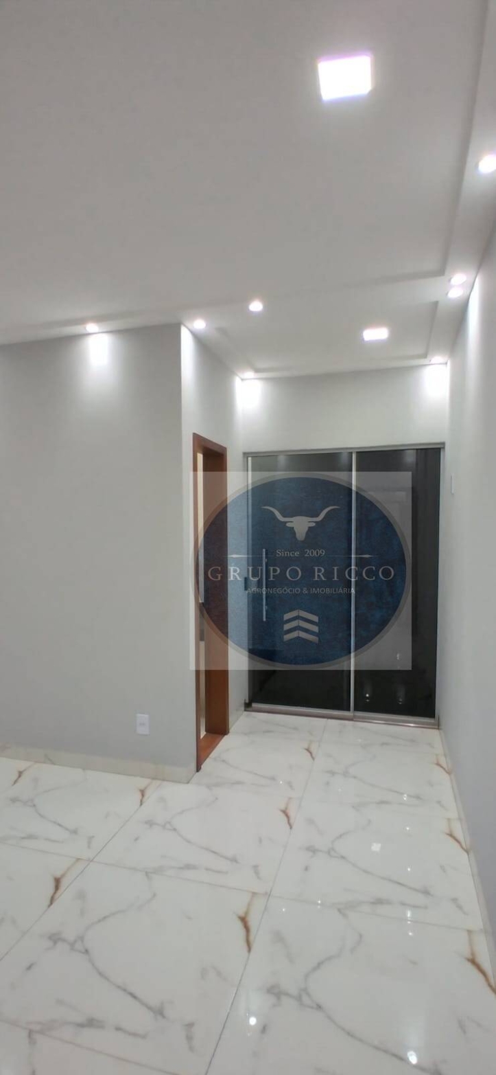 Casa à venda com 3 quartos, 121m² - Foto 11