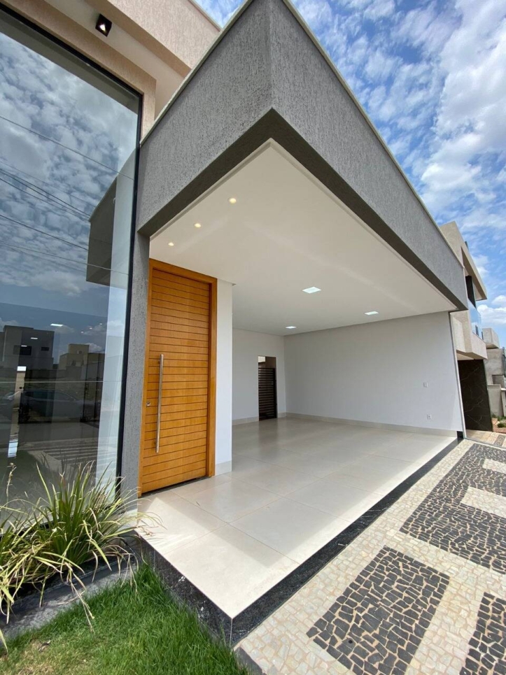 Casa à venda com 3 quartos, 158m² - Foto 1