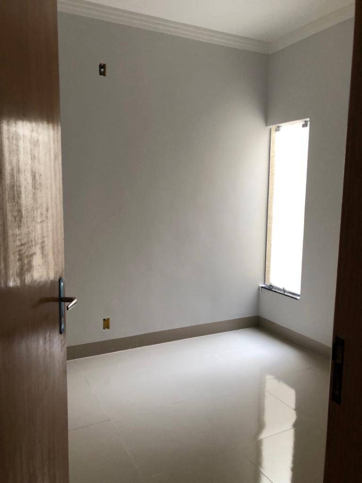 Casa à venda com 2 quartos, 100m² - Foto 8