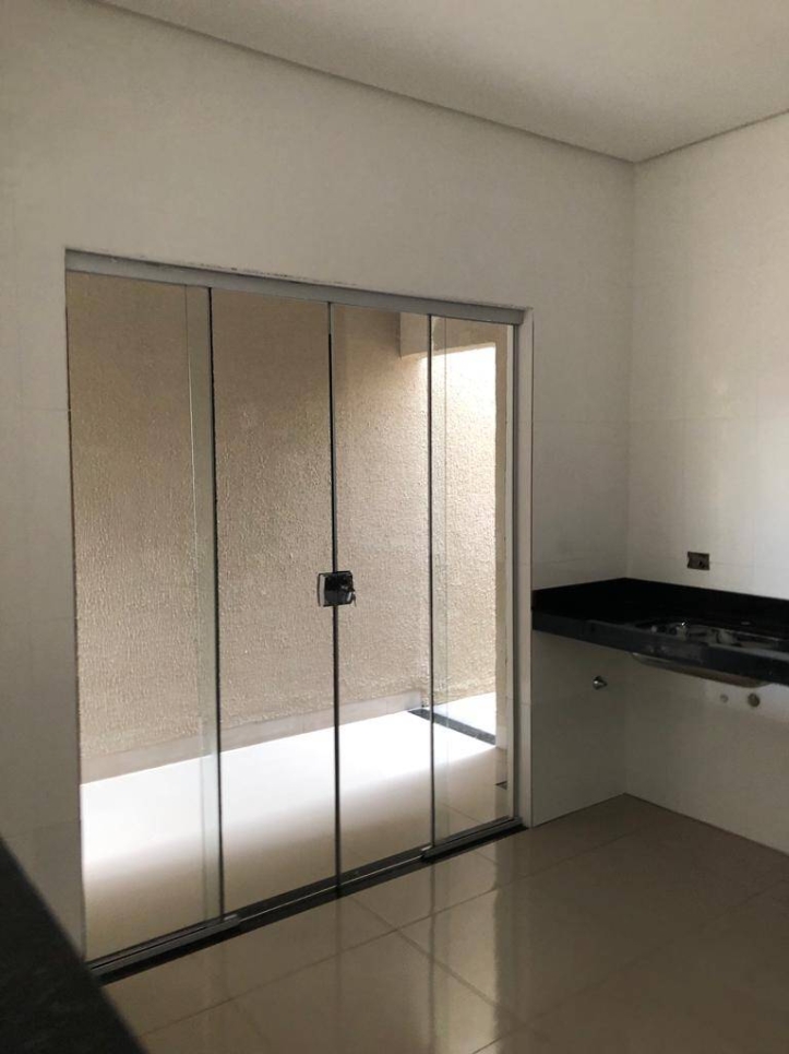 Casa à venda com 2 quartos, 100m² - Foto 13