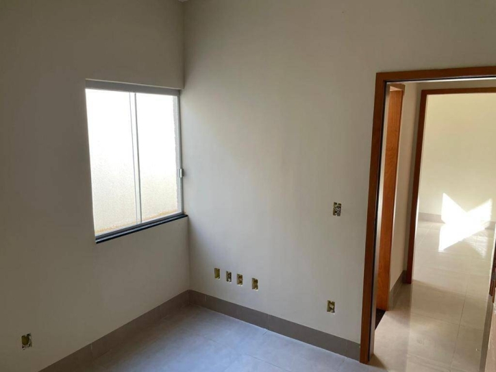 Casa à venda com 3 quartos, 129m² - Foto 12