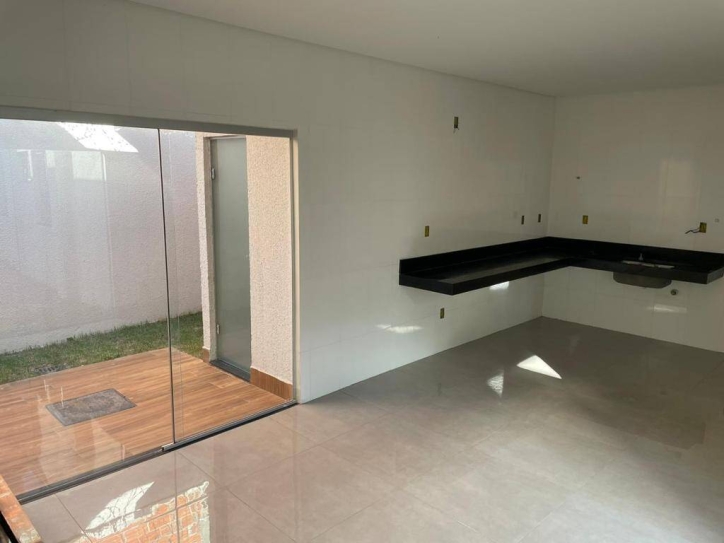 Casa à venda com 3 quartos, 129m² - Foto 19