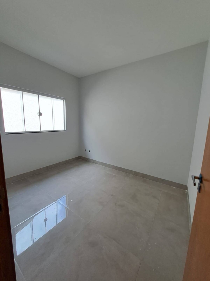 Casa à venda com 3 quartos, 98m² - Foto 5