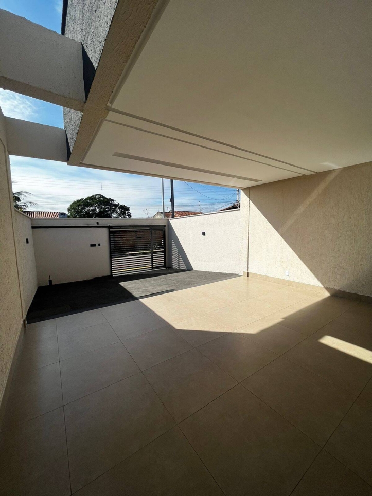 Casa à venda com 3 quartos, 120m² - Foto 8