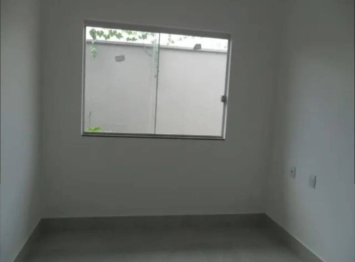 Casa à venda com 2 quartos, 77m² - Foto 8