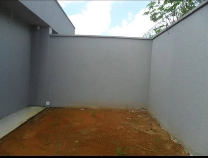 Casa à venda com 2 quartos, 77m² - Foto 11