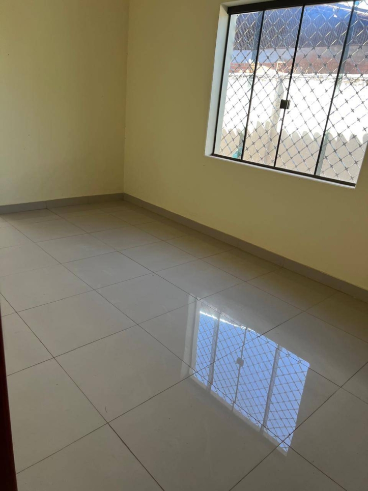 Casa à venda com 4 quartos, 250m² - Foto 10