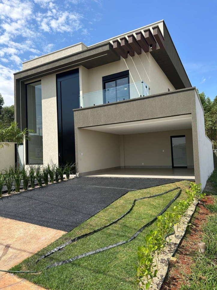 Casa de Condomínio à venda com 3 quartos, 217m² - Foto 2