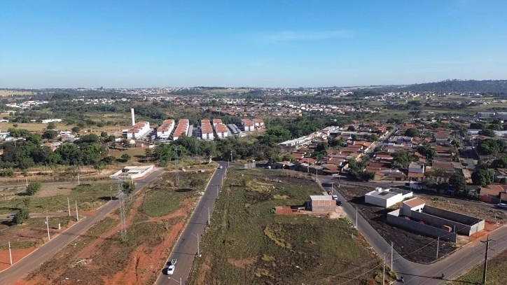 Terreno à venda, 1300m² - Foto 3