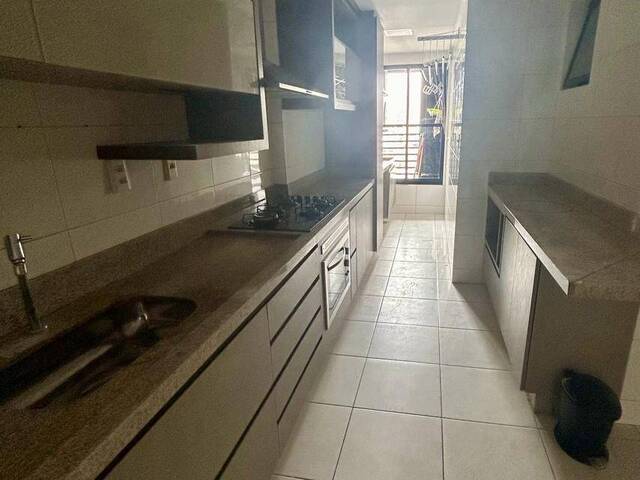 #3100 - Apartamento para Venda em Goiânia - GO