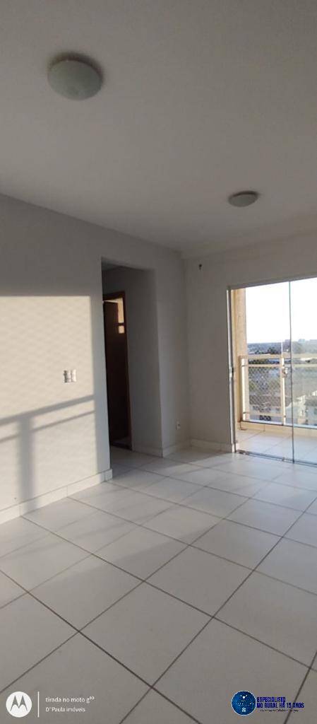 Apartamento à venda com 2 quartos, 60m² - Foto 3