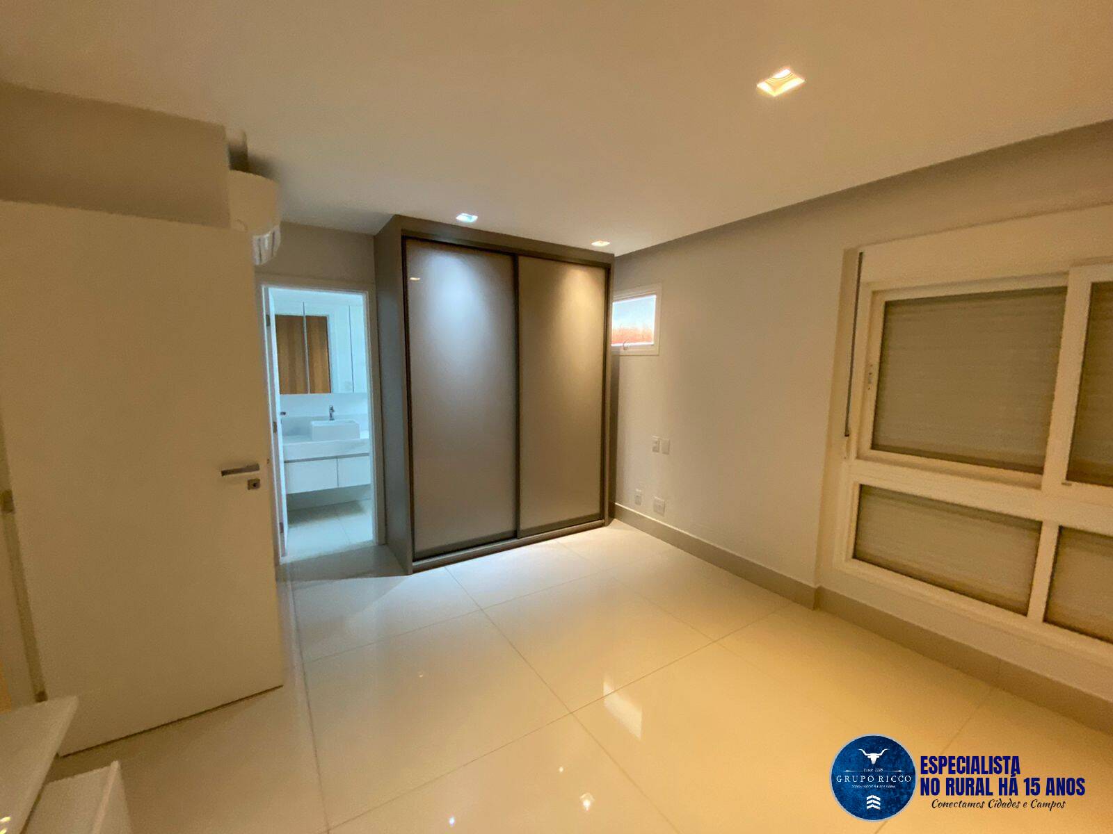 Apartamento à venda com 3 quartos, 265m² - Foto 14