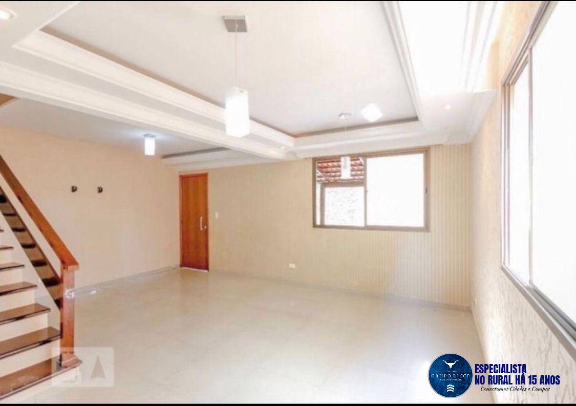 Sobrado à venda com 4 quartos, 200m² - Foto 3