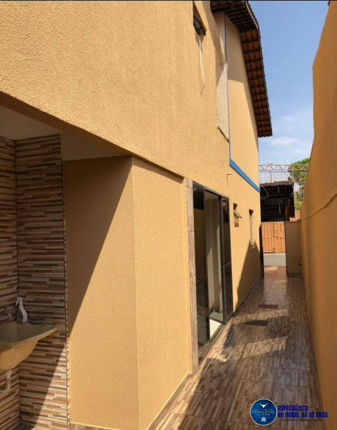 Sobrado à venda com 4 quartos, 200m² - Foto 8