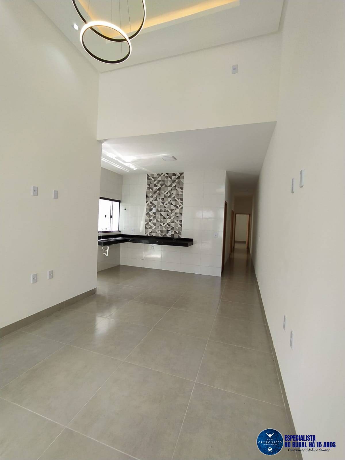 Casa à venda com 3 quartos, 137m² - Foto 3