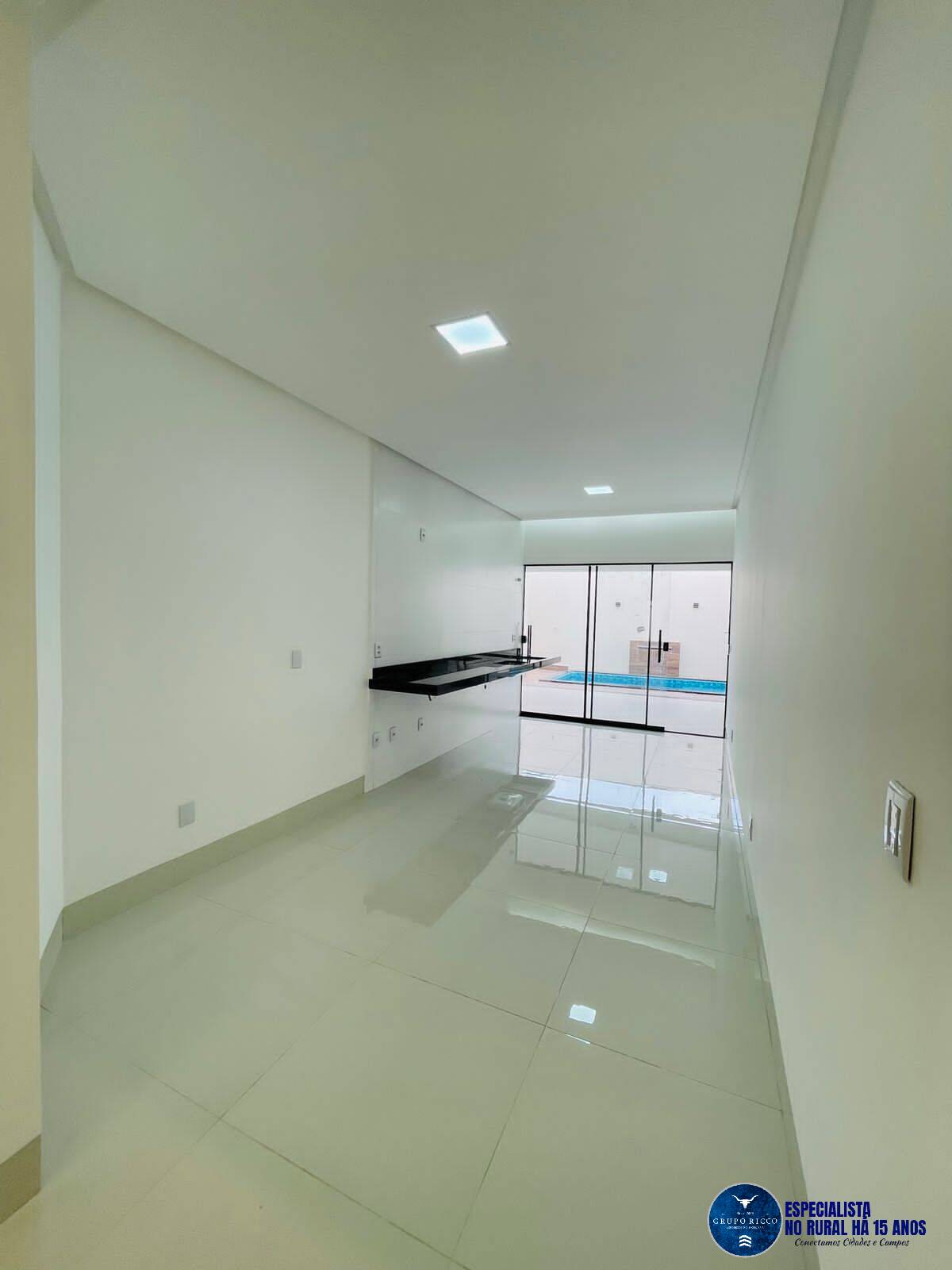 Casa à venda com 3 quartos, 137m² - Foto 3