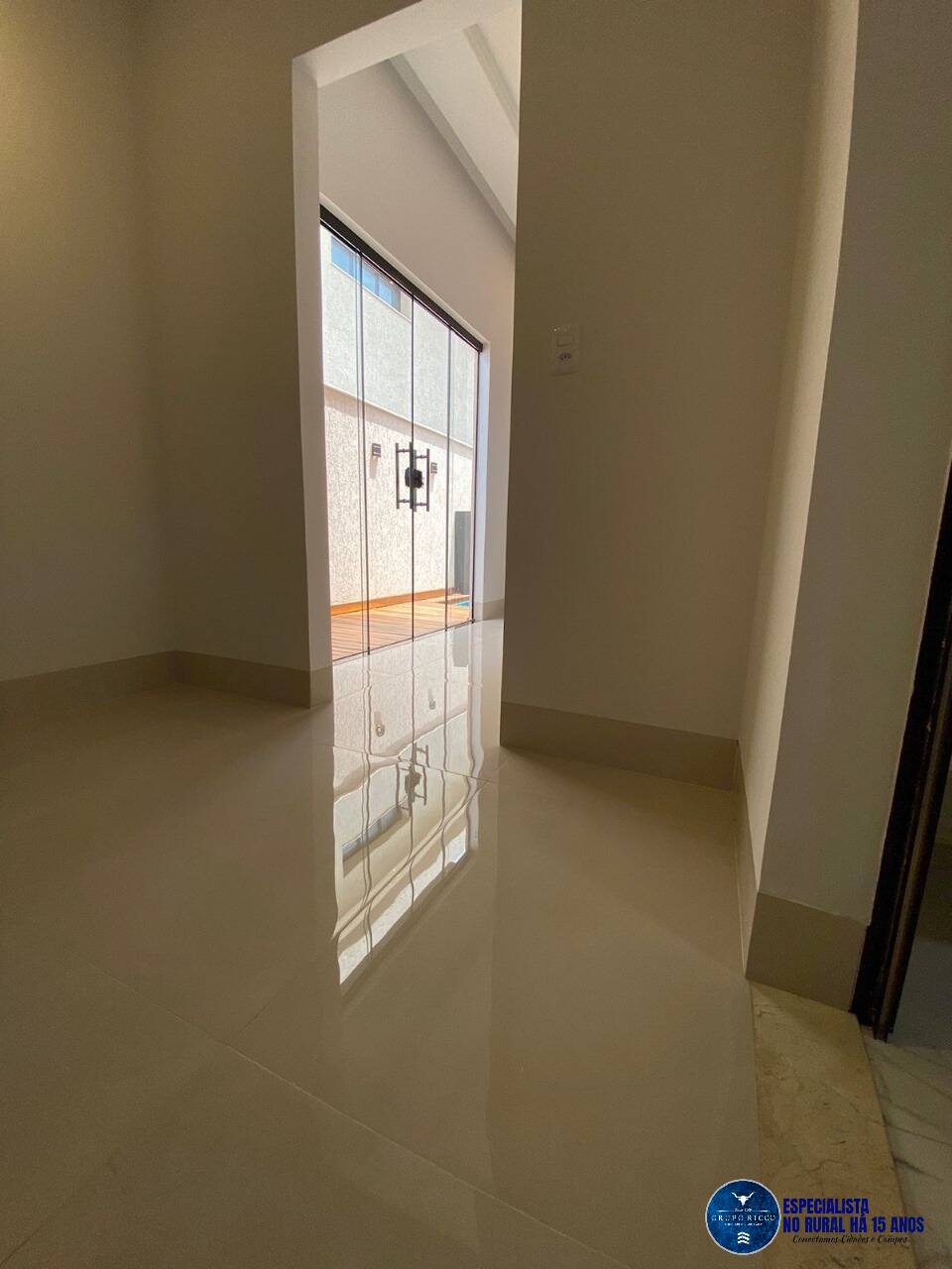 Casa à venda com 3 quartos, 158m² - Foto 9