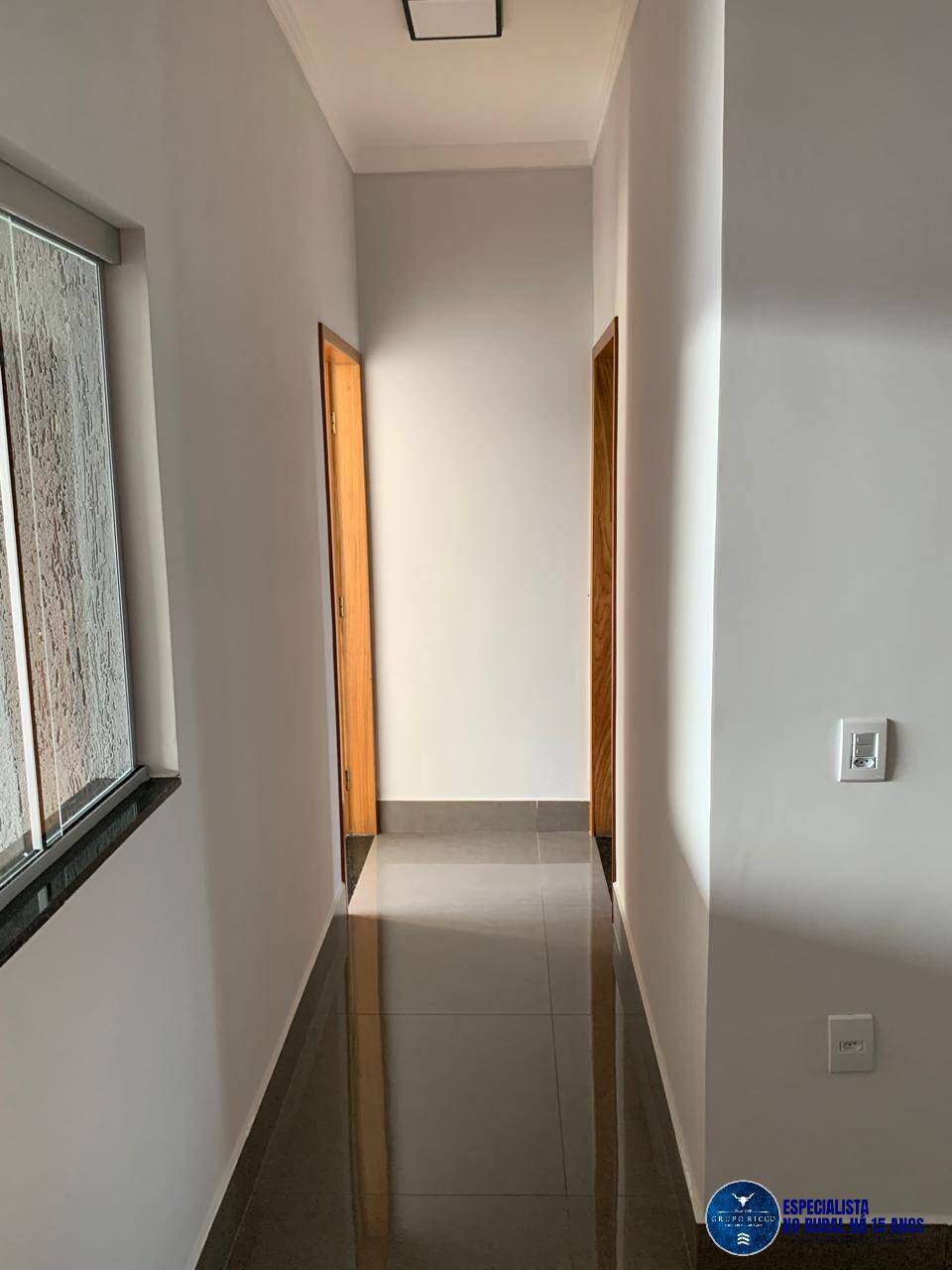 Casa à venda com 3 quartos, 100m² - Foto 12