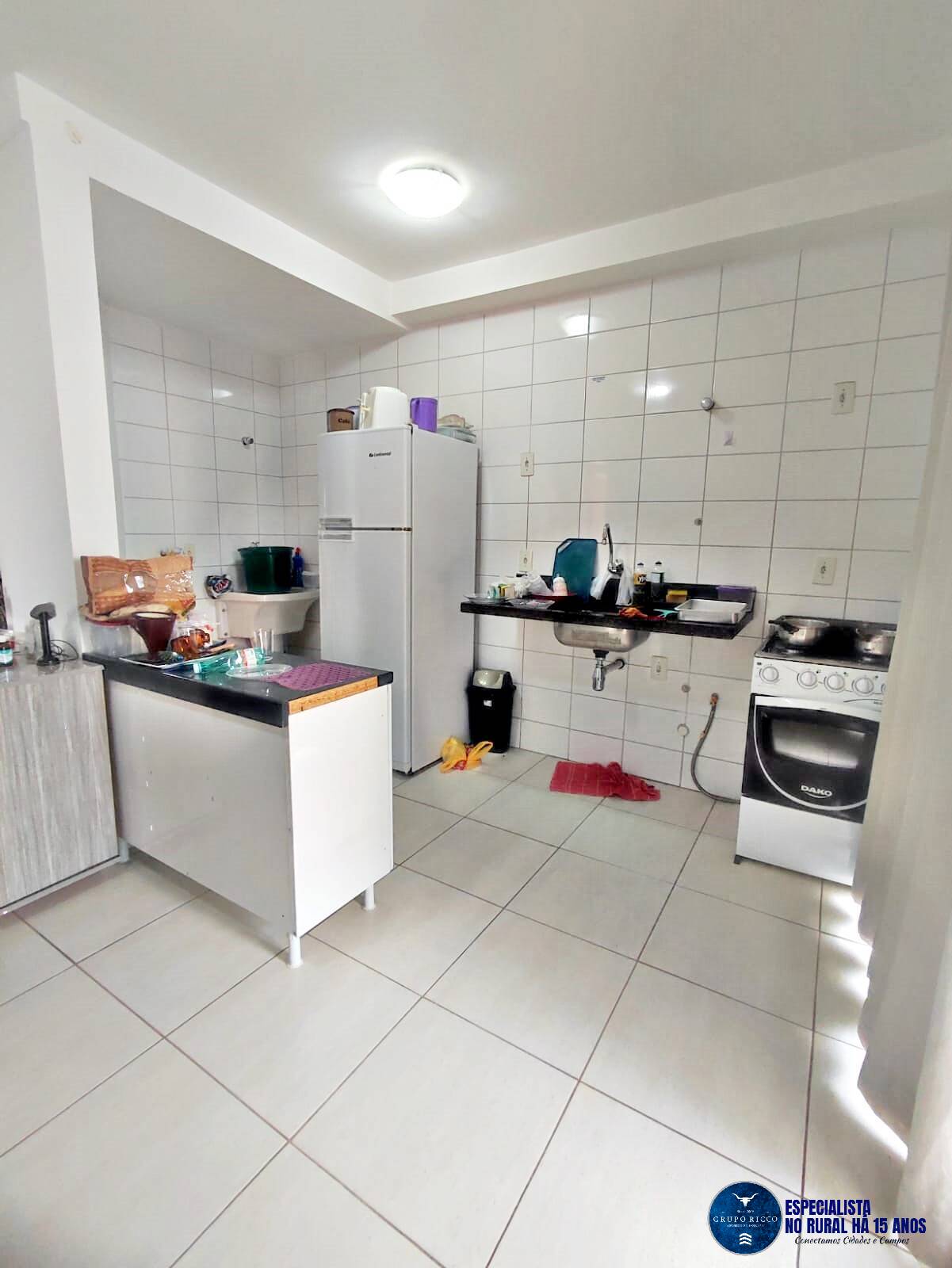 Apartamento à venda com 2 quartos, 65m² - Foto 4