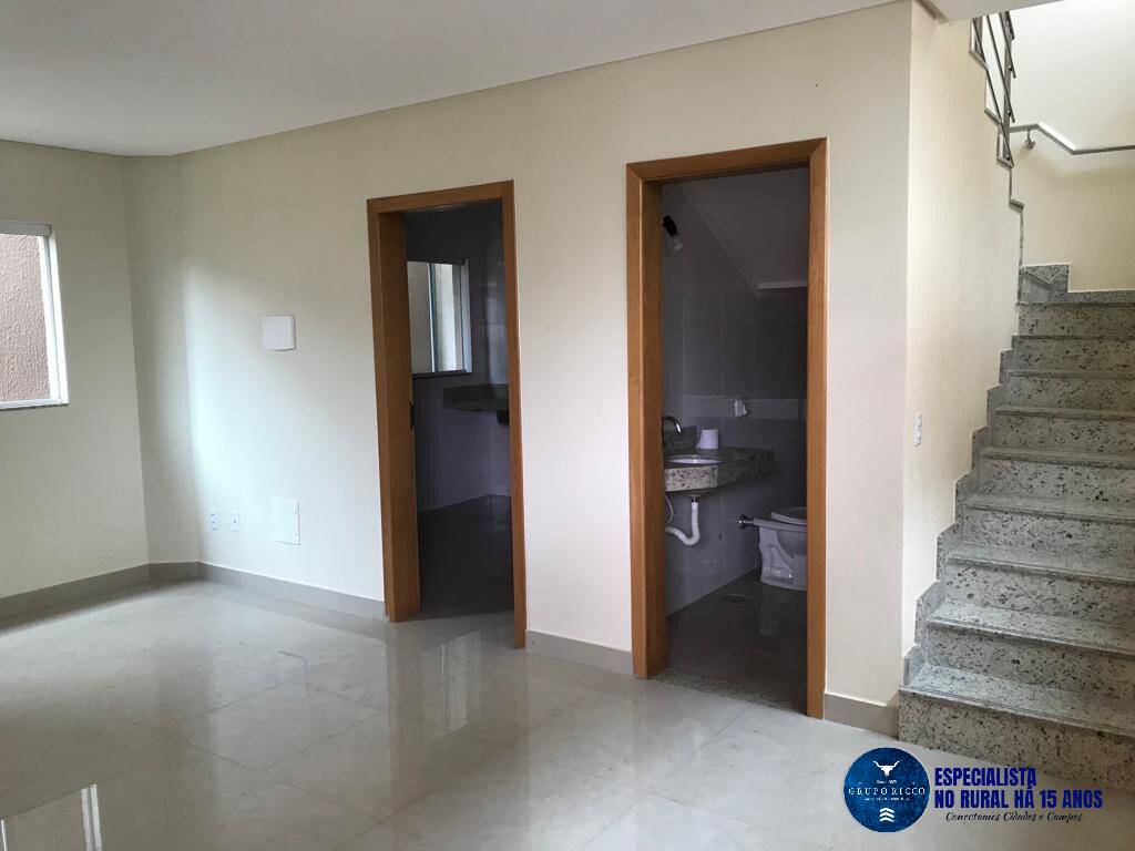 Sobrado à venda com 3 quartos, 120m² - Foto 3