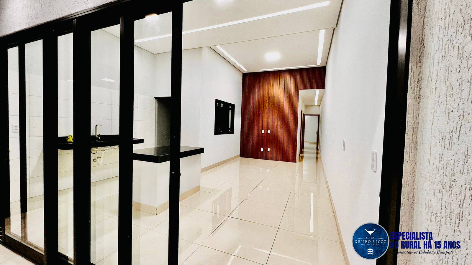 Casa à venda com 3 quartos, 118m² - Foto 4