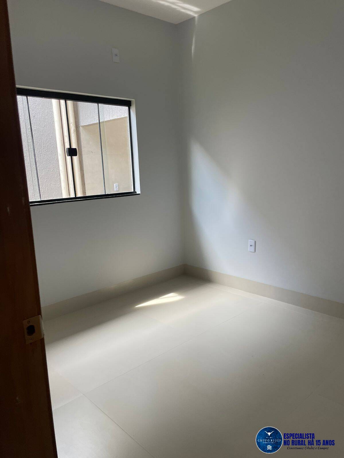 Casa à venda com 3 quartos, 108m² - Foto 5