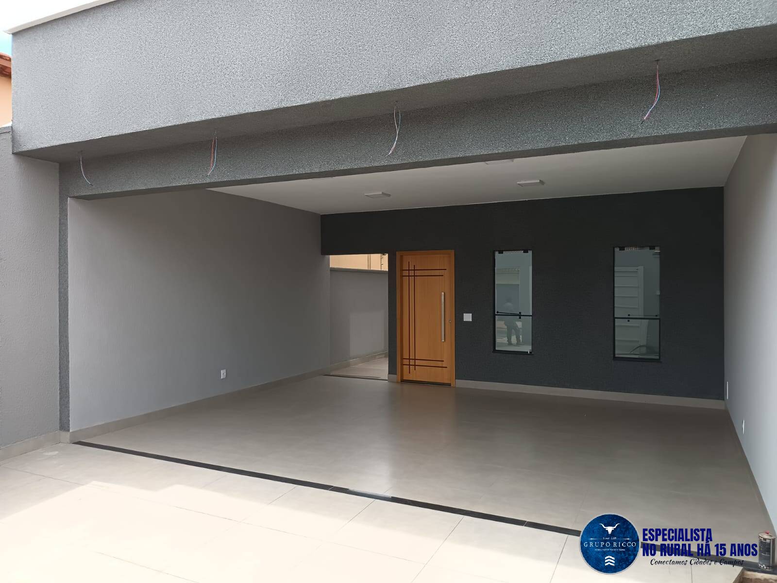 Casa à venda com 3 quartos, 180m² - Foto 1