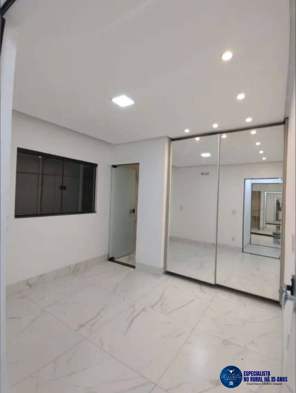 Casa à venda com 4 quartos, 304m² - Foto 6