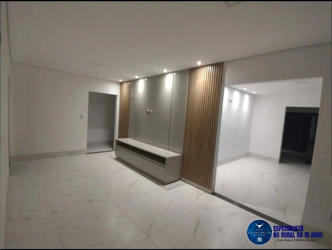 Casa à venda com 4 quartos, 304m² - Foto 3