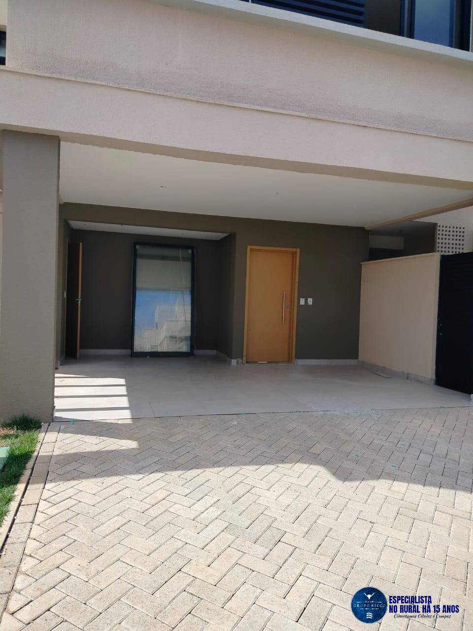 Casa de Condomínio à venda com 4 quartos, 181m² - Foto 2