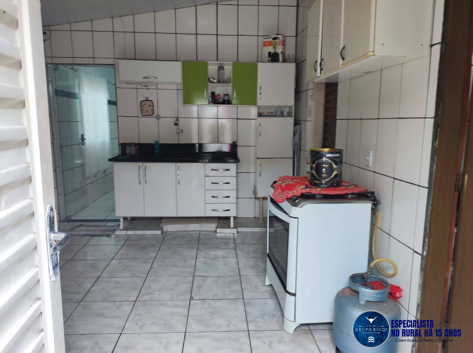 Casa à venda com 3 quartos, 200m² - Foto 18